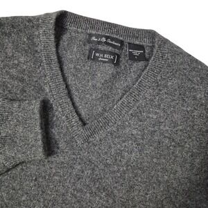W.H. Belk Sweater Mens Large Gray 100% 2 Ply Cashmere V-Neck Knit Pullover